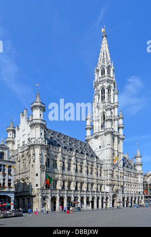 Brüssel Rathaus in der Grand Place Central Square (für konvergierenden Branchen korrigiert) Grand Place Brüssel Belgien Stockfoto