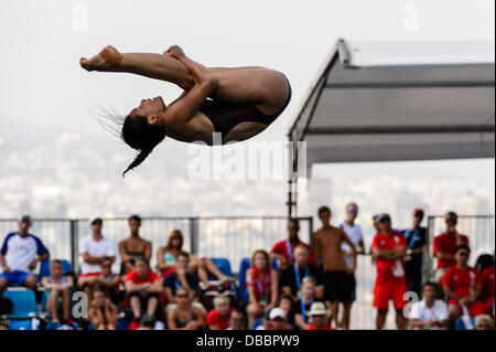 Barcelona, Spanien. 27. Juli 2013: Chinas er Zi konkurriert in der Frauen 3-Meter-Sprungbrett Finale bei den 15. FINA Weltmeisterschaften in Barcelona. Bildnachweis: Matthi/Alamy Live-Nachrichten Stockfoto