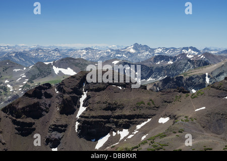 Sierra Nevada Berglandschaft, Blick nach Süden vom in der Nähe von Pacific Crest Trail südlich von Sonora Pass Stockfoto