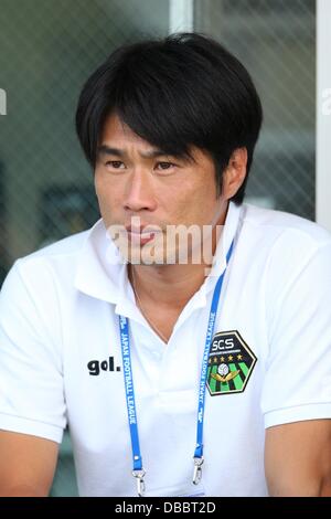 Kanagawa, Japan. 27. Juli 2013. Shigeyoshi Mochizuki (Sagamihara), 27. Juli 2013 - Fußball / Fußball: 2013 Japan Football League (JFL) match zwischen SC Sagamihara 0-1 FC Ryukyu in Sagamihara Asamizo Park Studium, Kanagawa, Japan. Bildnachweis: AFLO SPORT/Alamy Live-Nachrichten Stockfoto