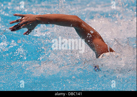 Barcelona, Spanien. 28. Juli 2013. Britta Steffen Deutschland schwimmt während der Frauen 4x100m Freistil Staffel Vorbereitungen bei einem Schwimmwettbewerb der 15. FINA schwimmen WM im Palau Sant Jordi Arena in Barcelona, Spanien, 28. Juli 2013. Foto: David Ebener/Dpa/Alamy Live News Stockfoto