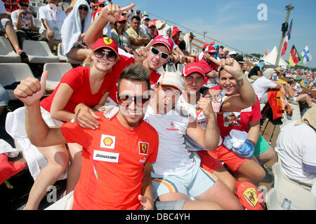 Budapest, Ungarn. 28. Juli 2013. Motorsport: FIA Formula One World Championship 2013, Grand Prix von Ungarn, fans Credit: Dpa picture-Alliance/Alamy Live News Stockfoto