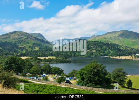 Campingplatz mit Blick auf Ullswater, Nationalpark Lake District, Cumbria, England UK Stockfoto