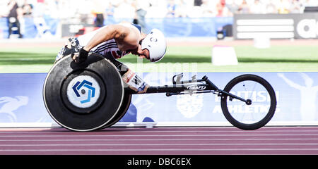 London, UK. 28. Juli 2013. vier Mal Paralympic gold Medalist David Weir gewinnt die T54 Meile im IPC international Challenge, Sainsbury's International Para Challenge, Sainsbury Jubiläumsspiele in London. Foto: Credit: Rebecca Andrews/Alamy Live-Nachrichten Stockfoto