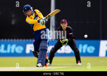 Leicester, UK. Sonntag, 28. Juli 2013.  Aktion von FriendsLife t20 Nordgruppe Cricket match zwischen Leicestershire Foxes und Yorkshire Wikinger. Bildnachweis: Graham Wilson/Alamy Live-Nachrichten Stockfoto