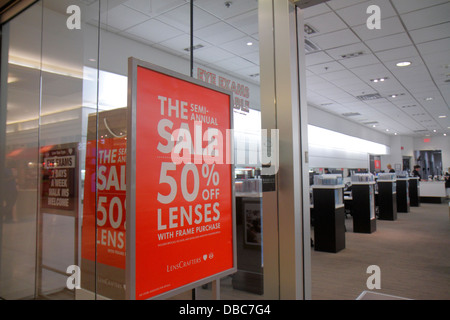 Fort Ft. Lauderdale Florida, The Gallerie at Fort Lauderdale, Einkaufszentrum, Einkaufsshopper Einkaufsshopper Geschäfte Marktmärkte Marktplatz Kauf Verkauf, Einzelhandel Stockfoto