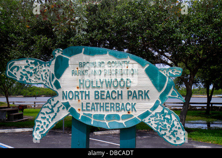 Hollywood Florida, North Beach Park Lederrückenbereich, Schild, Meeresschildkröte, Blick auf FL130720227 Stockfoto