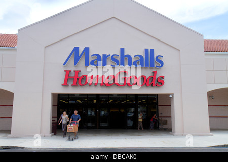 Miami Florida, Aventura, Marshalls Haushaltswaren, Discountkaufhaus, Vorderseite, Eingang, Blick auf FL130720238 Stockfoto