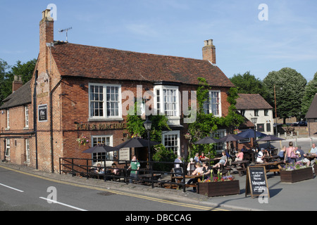 Das Pen and Pergment Public House in Stratford upon Avon England, Großbritannien Stockfoto