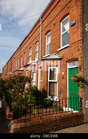 Viktorianische Häuser in rotem Backstein, Kensington, London, England