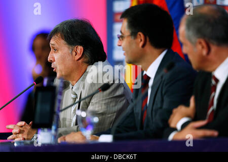 Gerardo Martino (Barcelona), 26. Juli 2013 - Fußball / Fußball: FC Barcelona Trainer Gerardo Martino nimmt an einer Pressekonferenz in Barcelona, Spanien. (Foto von D.Nakashima/AFLO) Stockfoto