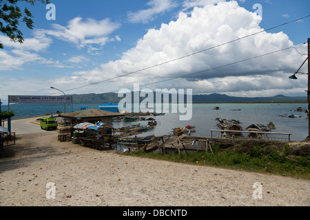 Blick auf den Fischereihafen in Tagbilaran auf Bohol Island, Philippinen Stockfoto