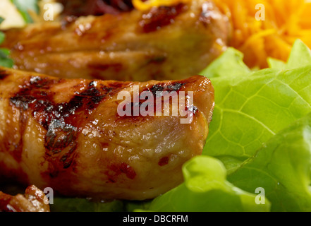 Gebratenes Fleisch Lamm auf Rippe mit Gemüse Stockfoto