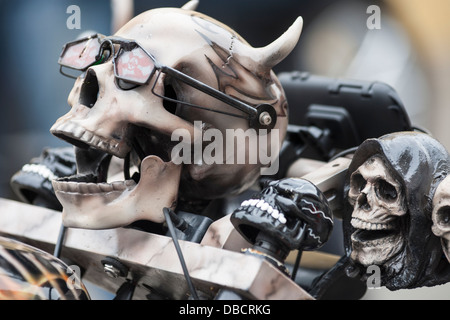 Regelmäßige UK Bike Meet und Bike Festival in der Marktstadt Calne in Wiltshire. Biker versammeln sich, um ihre Fahrräder zu zeigen und sich zu treffen. Stockfoto