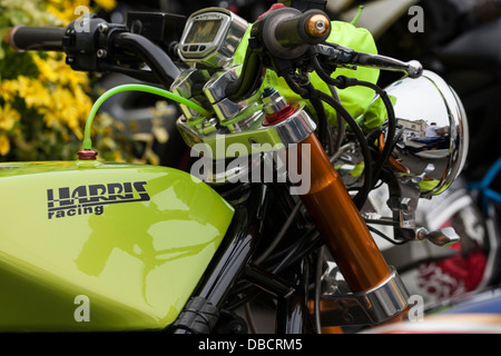 Regelmäßige UK Bike Meet und Bike Festival in der Marktstadt Calne in Wiltshire. Biker versammeln sich, um ihre Fahrräder zu zeigen und sich zu treffen. Stockfoto