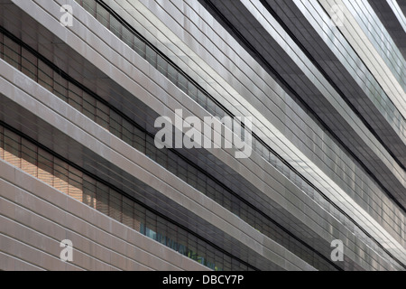 Chasse Park Gehäuse, Breda, Niederlande. Architekt: OMA, 2001. Detail der Wohnung Block Fassade, von verschiedenen Architekten entworfen Stockfoto