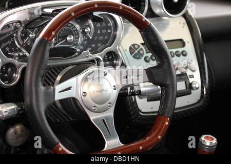 Pagani Zonda Interieur Stockfoto