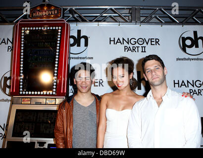 Lee Mason, Jamie Chung, Justin Bartha  Kater Teil 2 Las Vegas Premiere im Planet Hollywood Resort &amp; Casino Las Vegas Las Vegas, Nevada - 21.05.11 Stockfoto