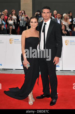 Kevin Pietersen und Jessica Taylor 2011 Philips British Academy Television Awards (BAFTAs) statt im Grosvenor House - Ankünfte London, England - 22.05.11 Stockfoto