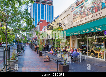 Straßencafé auf N 8th Street am frühen Abend, historische Innenstadt von Boise, Idaho, USA Stockfoto