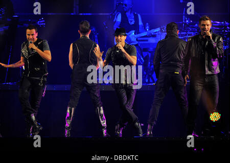 Howie Dorough, Brian Littrell und Nick Carter für die Durchführung von Backstreet Boys live im Konzert der NKOTBSB-Tour an der Allstate Arena Chicago, Illinois - 25.05.11 Stockfoto