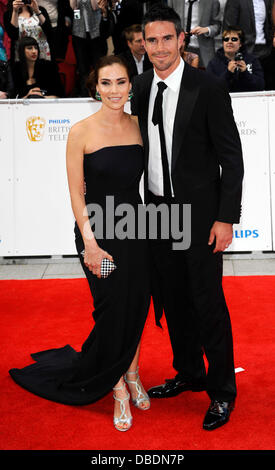 Jessica Taylor & Kevin Pietersen Philips British Academy Television Awards 2011 statt im Grosvenor House - Ankünfte. London, England - 22.05.11 Stockfoto