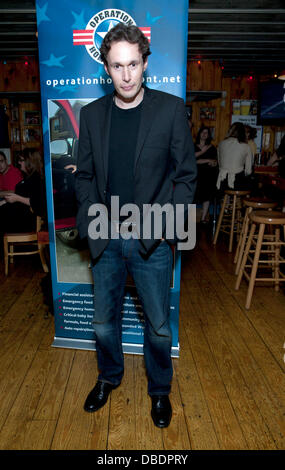 Chris Kerson Betrieb Homefront abgehaltenen Hooters NYC New York City, USA - 27.05.11 Stockfoto