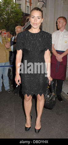 Drücken Sie Billie Piper, bei den "Much Ado About Nothing" Nacht am Wyndhams Theater - draußen Ankünfte London, England - 01.06.11 Stockfoto