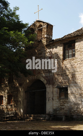 Republik von Albanien. Moscopole. Kloster des Heiligen Johannes des Täufers. 17. Jahrhundert. Orthodoxe. Von außen. Stockfoto