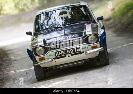 Chichester, UK - Juli 2013: Ford Escort MK1 RS1600 in Aktion auf der Rallye-Bühne auf dem Goodwood Festival der Geschwindigkeit 2013 Stockfoto