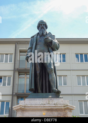 Gutenberg-Statue-Denkmal in Mainz in Deutschland Stockfoto