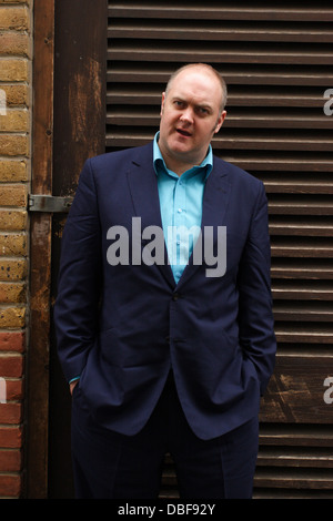 Dara Ó Briain, irische Stand-up-Komiker und Fernsehmoderator fotografiert in Soho, London, England, Vereinigtes Königreich. Stockfoto