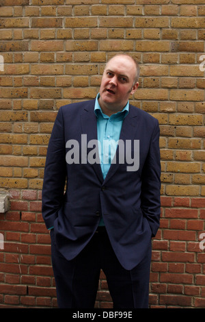 Dara Ó Briain, irische Stand-up-Komiker und Fernsehmoderator fotografiert in Soho, London, England, Vereinigtes Königreich. Stockfoto