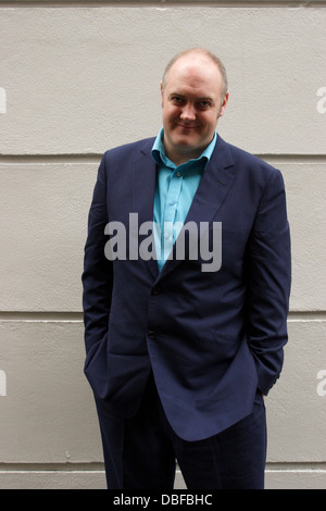 Dara Ó Briain, irische Stand-up-Komiker und Fernsehmoderator fotografiert in Soho, London, England, Vereinigtes Königreich. Stockfoto