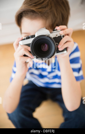 Hispanische junge fotografieren Stockfoto