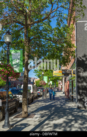 Geschäfte auf der Main Street in der Innenstadt von Bozeman, Montana, USA Stockfoto