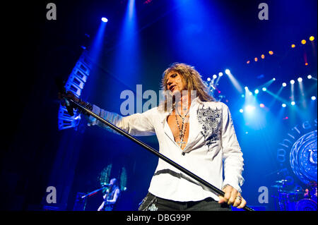 David Coverdale mit Whitesnake bei der HMV Hammersmith Apollo London England 20.06.11 Stockfoto