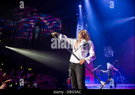 David Coverdale mit Whitesnake bei der HMV Hammersmith Apollo London England 20.06.11 Stockfoto