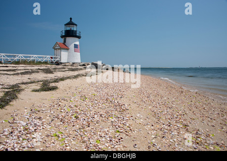 Massachusetts, Nantucket. Brant Point Lighthouse, das zweite älteste Leuchtturm in den USA. Einwohnermeldeliste der historischen Plätze. Stockfoto