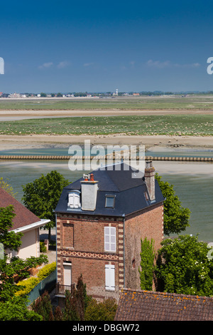 Frankreich, Picardie, Somme, St Valery Sur Somme, Somme Bucht Ferienort, erhöhte Ansicht des Hauses von La Baie de Somme. Stockfoto