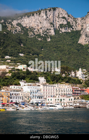 Annäherung an die Insel Capri, Italien. Stockfoto