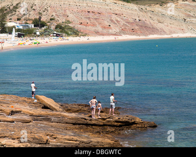 Praia da Luz, ein hübsches Fischerdorf und Feriendorf an der südwestlichen Küste Portugals Algarve. Stockfoto