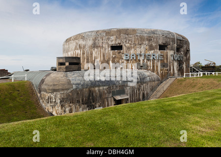 Pas-de-Calais, Frankreich, Côte Opale, Audinghen, Cap Gris-Nez, Musee du Mur de Atlantique, Batterie Todt, außen. Stockfoto