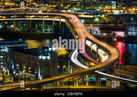 Belebten Autobahn in Portland, Oregon, USA Stockfoto