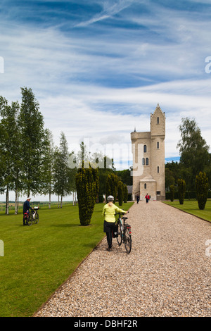 Frankreich, Picardie, Somme Battlefields, Thiepval, Tour de Ulster, Denkmal für die britische 36. Ulster Division im ersten Weltkrieg. Stockfoto