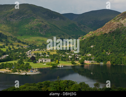Das Dorf Glenridding, am Ufer des Ullswater, Nationalpark Lake District, Cumbria, England UK Stockfoto