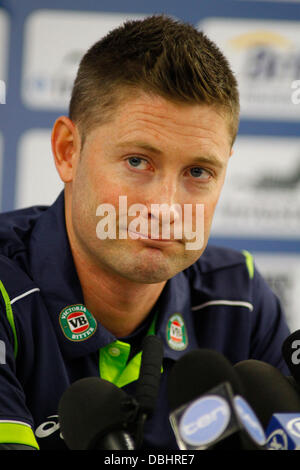 Manchester, UK. 31. Juli 2013. Michael Clarke hat eine Pressekonferenz statt, bevor die offiziellen Schulung vor der Investec Asche 3. Prüfung entsprechen, im Old Trafford Cricket Ground am 31. Juli 2013 in London, England. Bildnachweis: Mitchell Gunn/ESPA/Alamy Live-Nachrichten Stockfoto