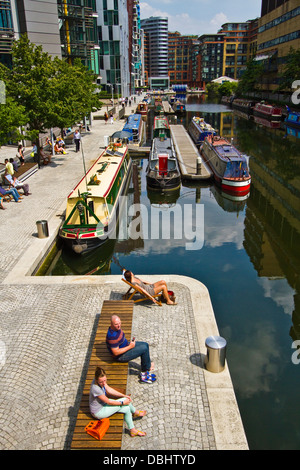 Paddington waterside Entwicklung gebaut auf dem alten Paddington Bassin des Grand Union Canal in London Stockfoto