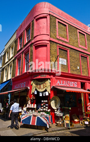 Startseite zu den weltweit größten Antiquitätenmarkt in West London Portobello Road Shops Stockfoto