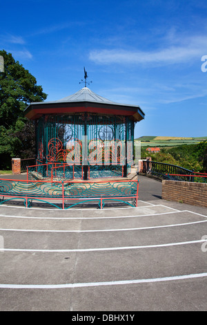 Der Musikpavillon im Tal Gärten Saltburn vom Meer Redcar und Cleveland England Stockfoto